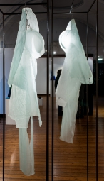 Chrysalide, hauteur 230 cm