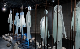 Chrysalide, hauteur 230 cm